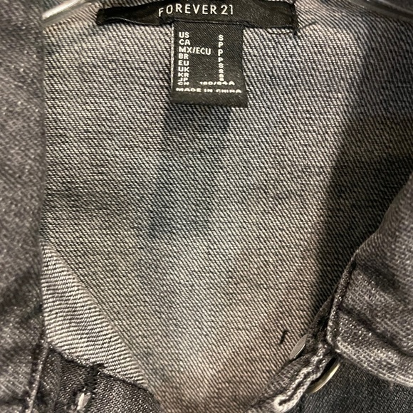 Vintage and Casual Forever 21 Black Denim Jacket - Picture 2 of 9